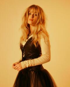 Lulu Wilson - Bret Leme photoshoot for PhotoBook Magazine - May 2023