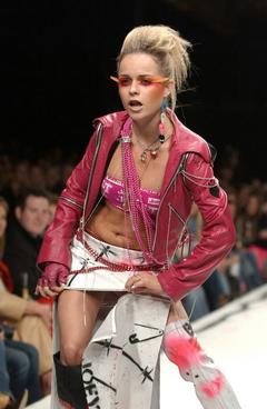 Taryn Manning runway