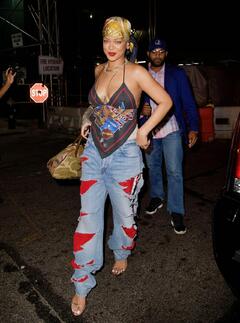 Rihanna enjoys a night out in New York