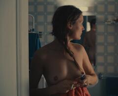 Vicky Krieps topless at Serre moi fort