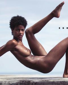 Ebonee Davis fully nude photo