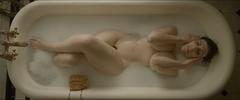 Mexican actress Karina Gidi nude in a bathtube at Los adioses