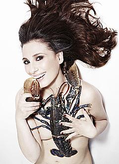 Paola Maugeri topless but covered