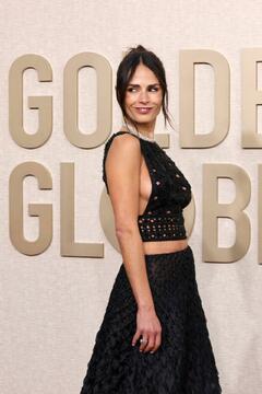 Jordana Brewster sideboob at 81st Annual Golden Globe Awards in LA