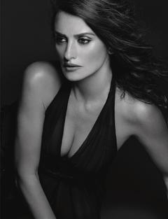 Penelope Cruz for Chanel Cruise 2019 collection