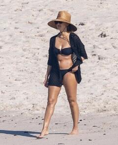 Jessica Alba in a bikini on the beach in Puerto Vallarta - November 2024