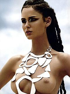 Nicole Trunfio nude boobs