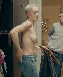 Blonde russian actress Darya Moroz topless in Soderzhanki