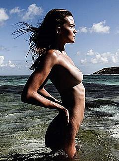 Katelyn Pascavis fully nude in a sea