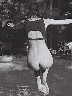 Erin Fee nude ass