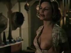 Fabienne Babe flashes her bare tit at Wonder Boy - De sueur et de sang