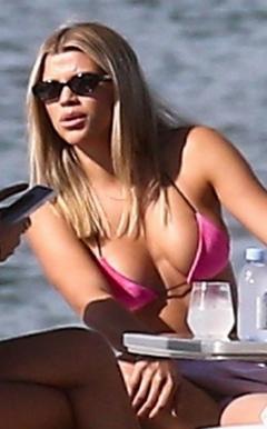Sofia Richie in pink bikini on a yacht in Miami