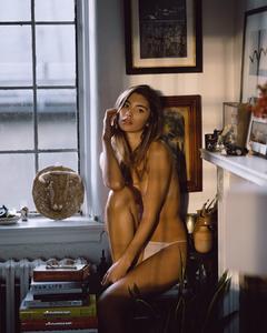 Cindy Mello posing topless