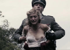 Carolina Crescentini nude boob in Max e Helene