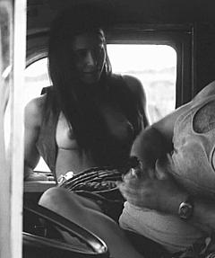 Clara Soria topless in Magnifica