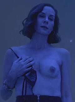 Embeth Davidtz topless in Ray Donovan