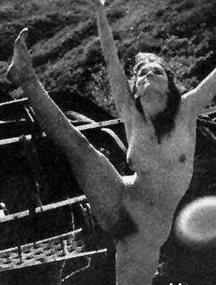 Margot Kidder fully nude