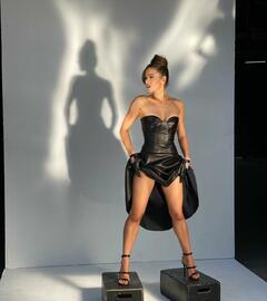 Hailee Steinfeld leggy for Sasha Samsonova photoshoot for Bustle Magazine - January 2021