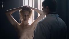 Esther Schweins nude tits in Die Hälfte der Welt gehört uns