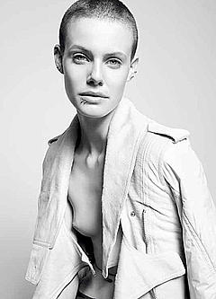 Ehren Dorsey nude tit balck-&-white photo