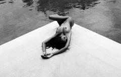 Lais Ribeiro lying naked