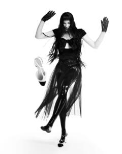 Liv Tyler - The Perfect Magazine Issue 4 SS 2023