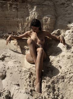 Victoria Perusheva nude in nature by Dmitry Dubrov